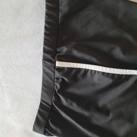 NEW High Rise Striped Legginsπ - Picture 12 of 13